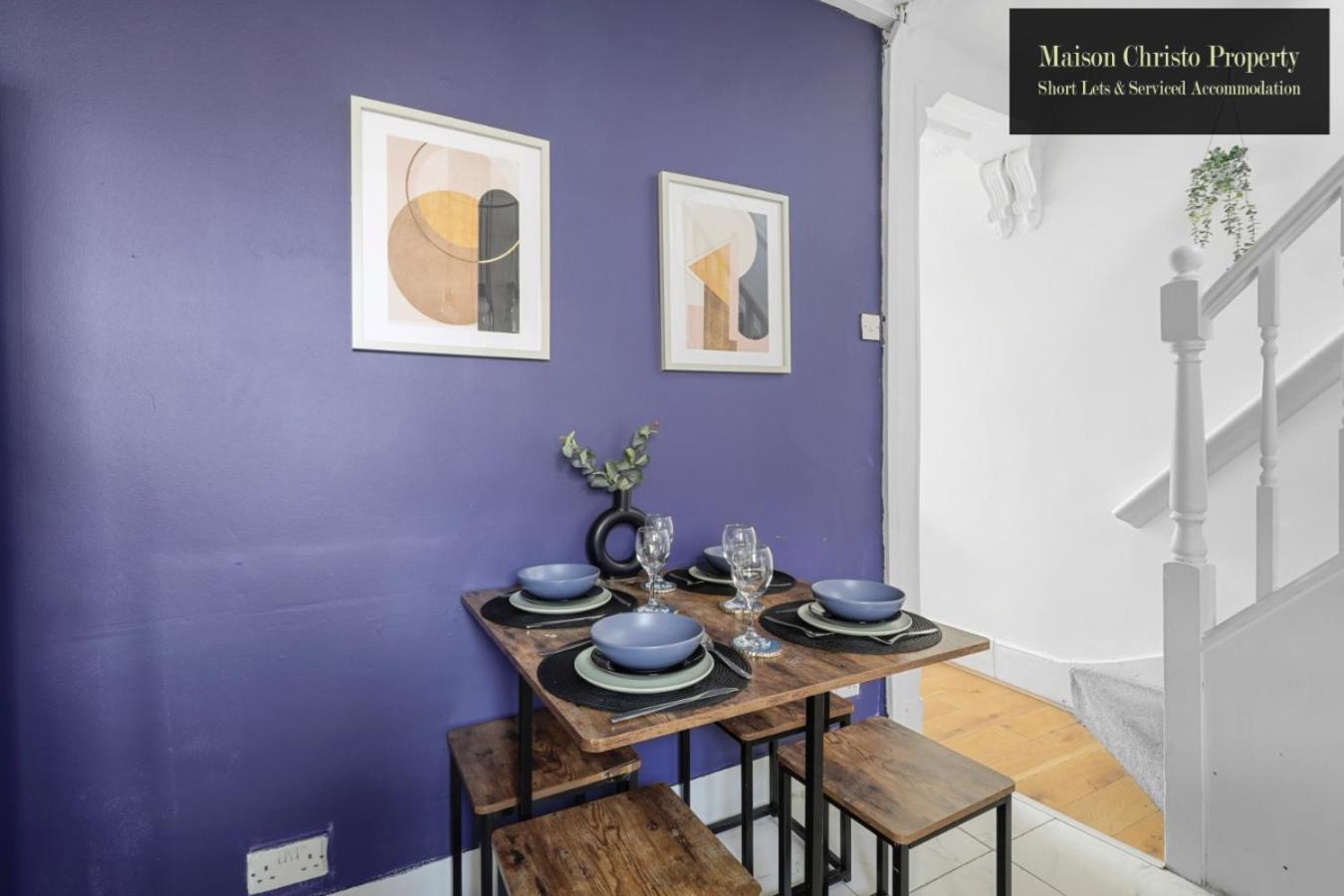 Weekly Or Monthly Stays, London, Stratford, 2bedroom Hse, Sleeps 6, Servcied By Maison Christo Short Lets & Serviced Accomdation London