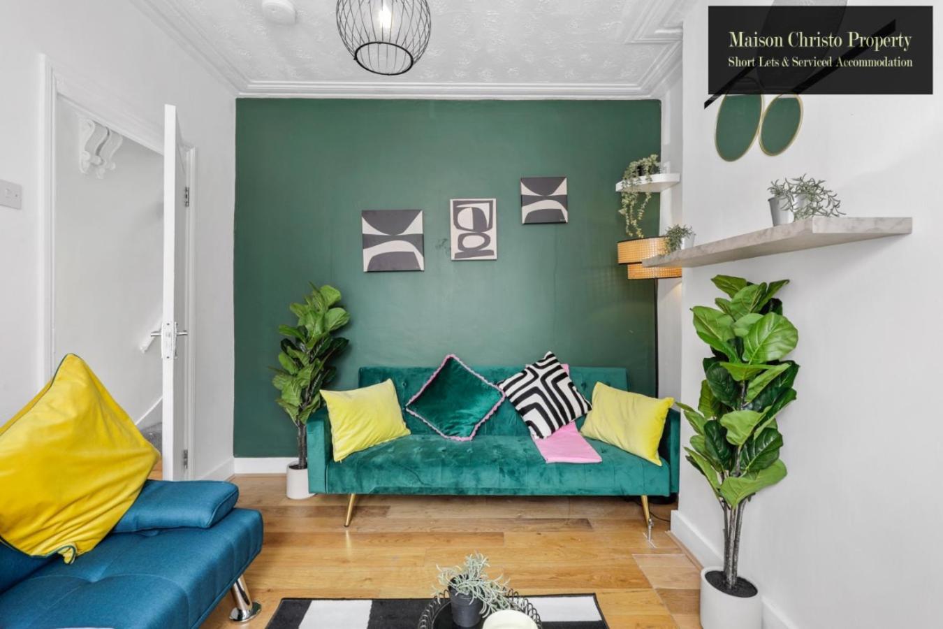 Weekly Or Monthly Stays, London, Stratford, 2bedroom Hse, Sleeps 6, Servcied By Maison Christo Short Lets & Serviced Accomdation Apartment London